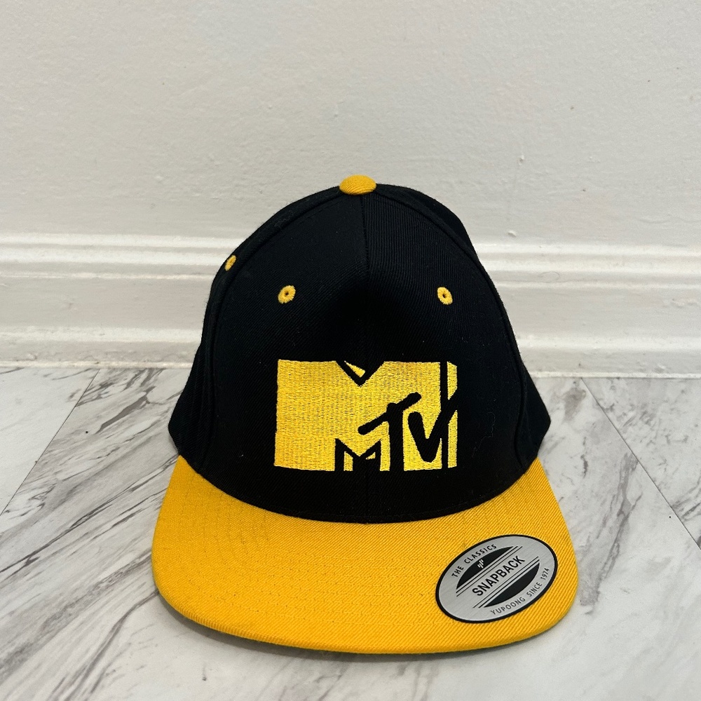 NEW MTV Flat Brimmed Hat